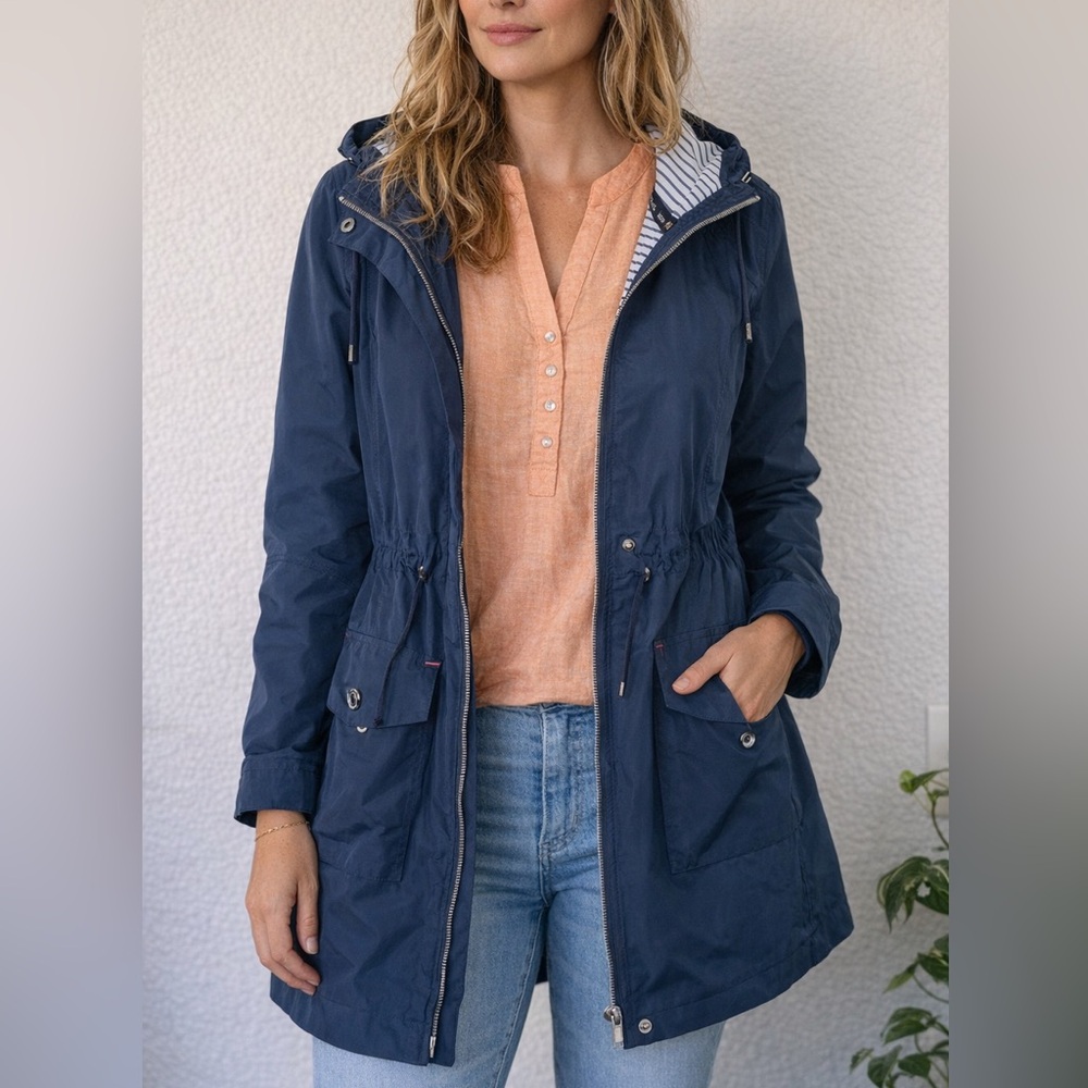 Michael Kors Women's Hooded Rain Coat Size P/S, Admiral Blue, Pre-owned Petite